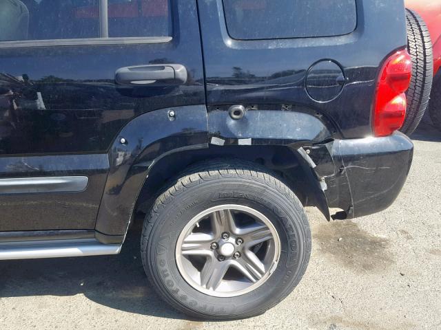 1J4GL38K84W240343 - 2004 JEEP LIBERTY RE BLACK photo 9