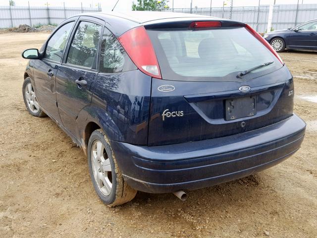 3FAFP373X3R128005 - 2003 FORD FOCUS ZX5 BLUE photo 3