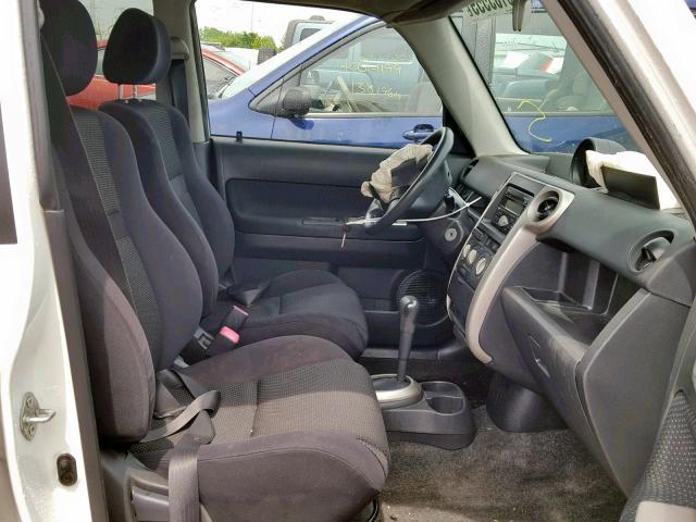 JTLKT324154000661 - 2005 TOYOTA SCION XB 白色 照片 5