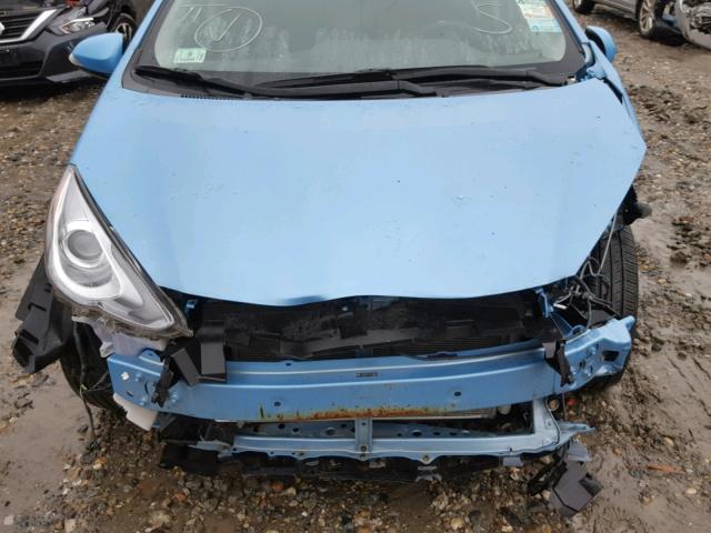 JTDKDTB31F1098867 - 2015 TOYOTA PRIUS C BLUE photo 7