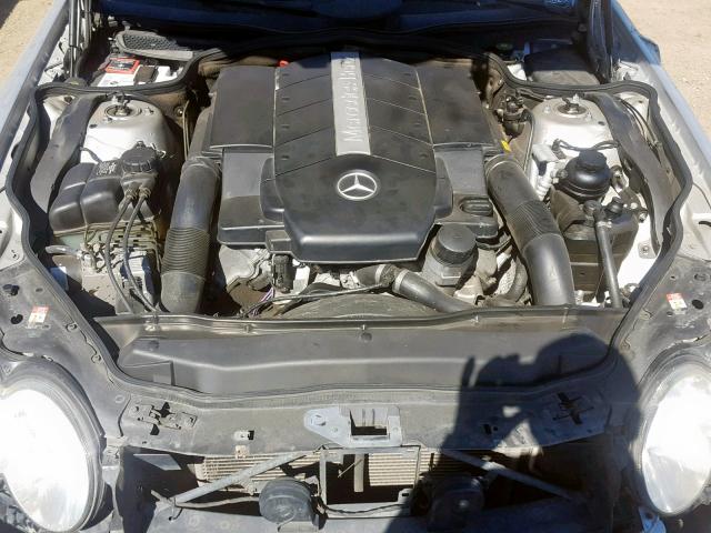 WDBSK75F13F029449 - 2003 MERCEDES-BENZ SL 500R SILVER photo 7