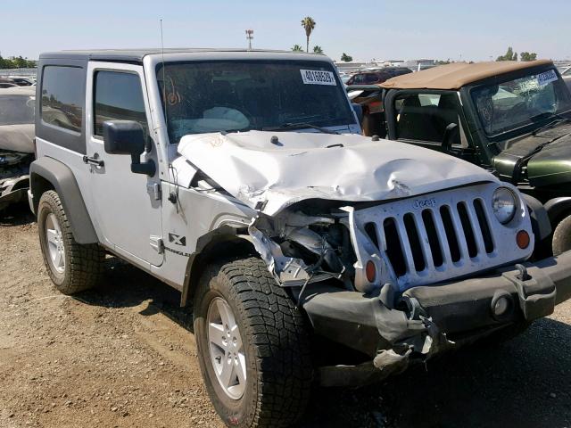 1J4FA24169L744343 - 2009 JEEP WRANGLER X SILVER photo 1