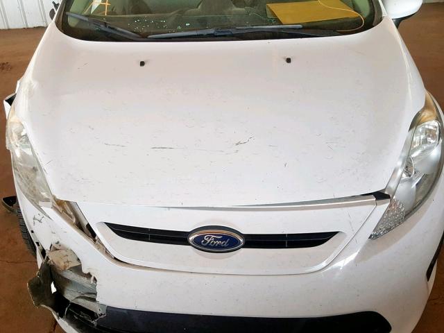 3FADP4TJ9DM215619 - 2013 FORD FIESTA S WHITE photo 7