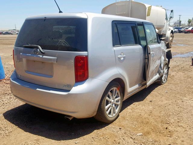 JTLZE4FE2A1107263 - 2010 TOYOTA SCION XB 银色 照片 4