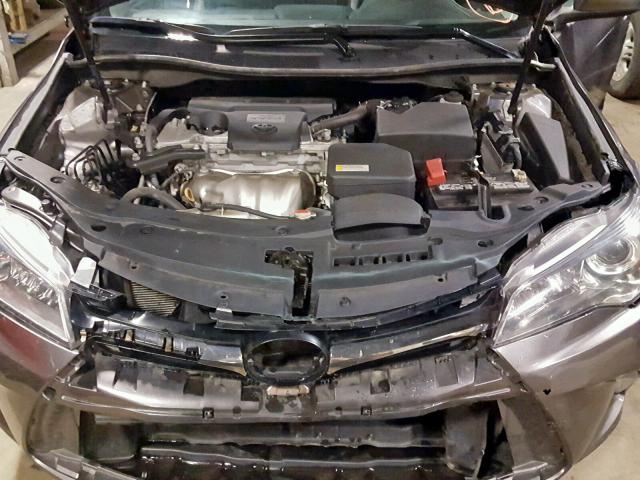 4T1BF1FK6GU219064 - 2016 TOYOTA CAMRY LE GRAY photo 7