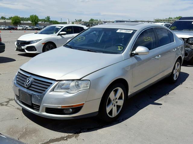 WVWJK93C69P054965 - 2009 VOLKSWAGEN PASSAT TUR SILVER photo 2