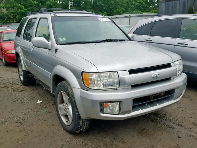 JNRDR09Y82W256385 - 2002 INFINITI QX4 SILVER photo 1