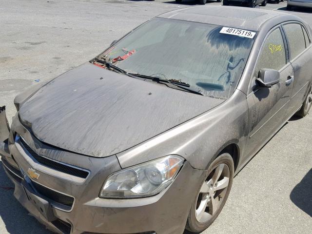 1G1ZC5E09CF162563 - 2012 CHEVROLET MALIBU 1LT 金色 照片 2