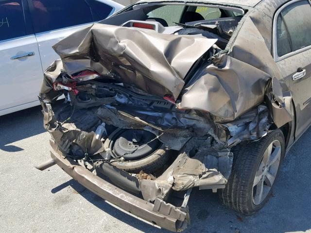 1G1ZC5E09CF162563 - 2012 CHEVROLET MALIBU 1LT 金色 照片 9