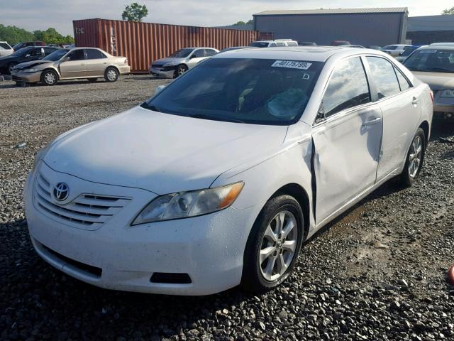 JTNBE46K673003113 - 2007 TOYOTA CAMRY NEW WHITE photo 2