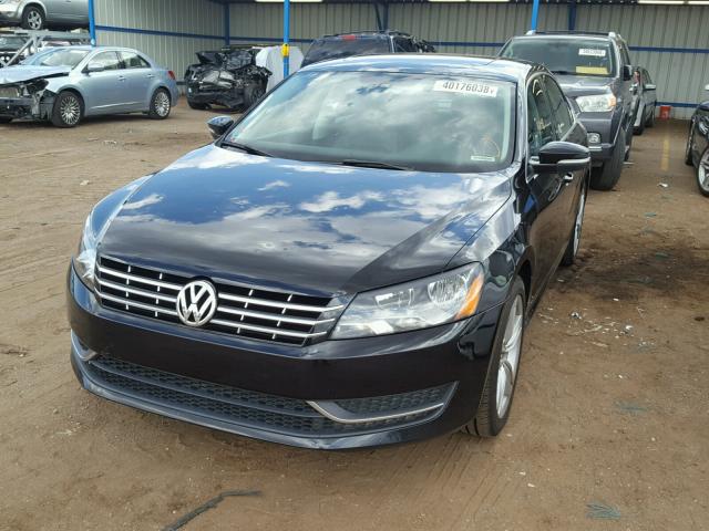 1VWBV7A35FC041630 - 2015 VOLKSWAGEN PASSAT SE BLACK photo 2