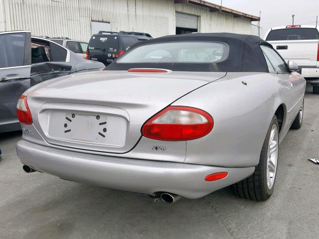 SAJJA42C0YNA10207 - 2000 JAGUAR XK8 SILVER photo 4