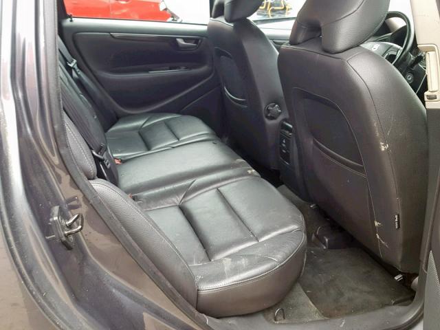 YV1SW547152461824 - 2005 VOLVO V70 T5 TUR GRAY photo 6