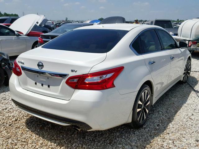 1N4AL3AP4HC153568 - 2017 NISSAN ALTIMA 2.5 WHITE photo 4