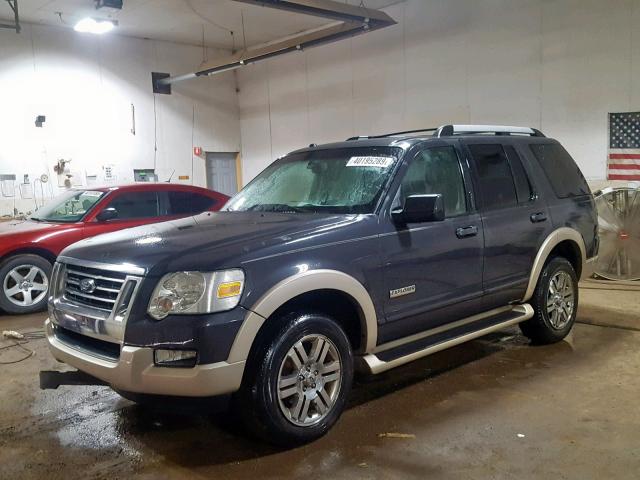 1FMEU64E77UA34454 - 2007 FORD EXPLORER E GRAY photo 2