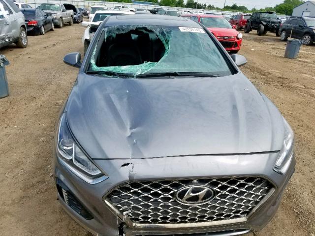 5NPE34AB1JH675736 - 2018 HYUNDAI SONATA SPO GRAY photo 9