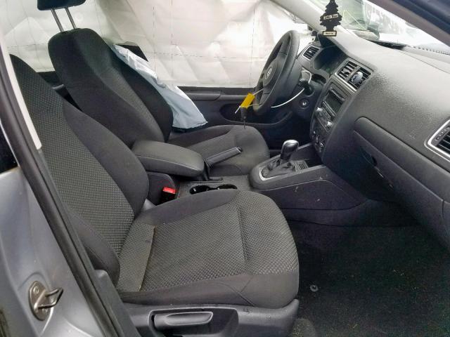 3VW2K7AJ2EM206988 - 2014 VOLKSWAGEN JETTA BASE SILVER photo 5