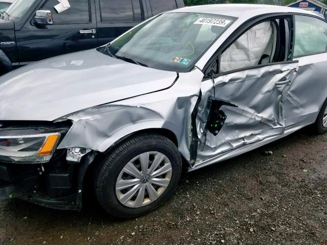 3VW2K7AJ2EM206988 - 2014 VOLKSWAGEN JETTA BASE SILVER photo 9