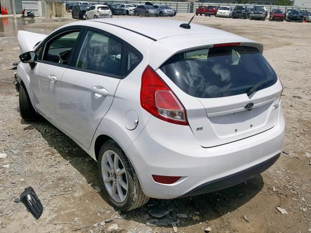 3FADP4EJ1KM123592 - 2019 FORD FIESTA SE WHITE photo 3