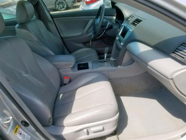 4T1BB46K97U009233 - 2007 TOYOTA CAMRY NEW SILVER photo 5