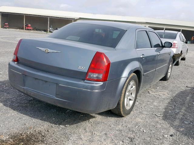 2C3KA53G16H250951 - 2006 CHRYSLER 300 TOURIN SILVER photo 4