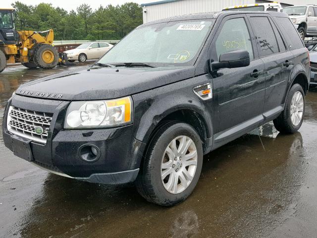 SALFS24N28H041788 - 2008 LAND ROVER LR2 SE TEC BLACK photo 2