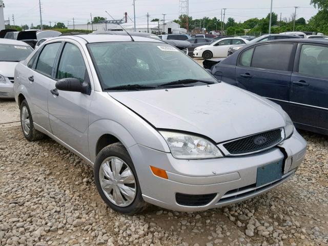 1FAHP34N37W218632 - 2007 FORD FOCUS ZX4 SILVER photo 1