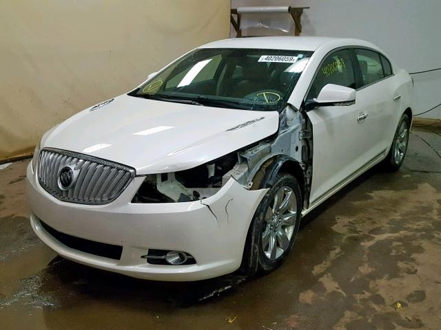 1G4GC5EG7AF197171 - 2010 BUICK LACROSSE C WHITE photo 2