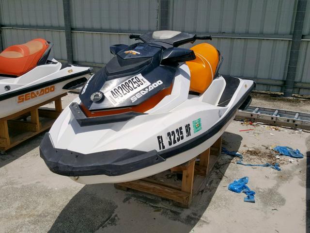 YDV40777E616 - 2016 SEA GTX TWO TONE photo 2