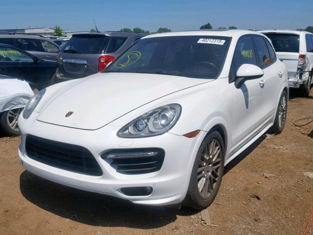 WP1AD2A24DLA70477 - 2013 PORSCHE CAYENNE GT WHITE photo 2