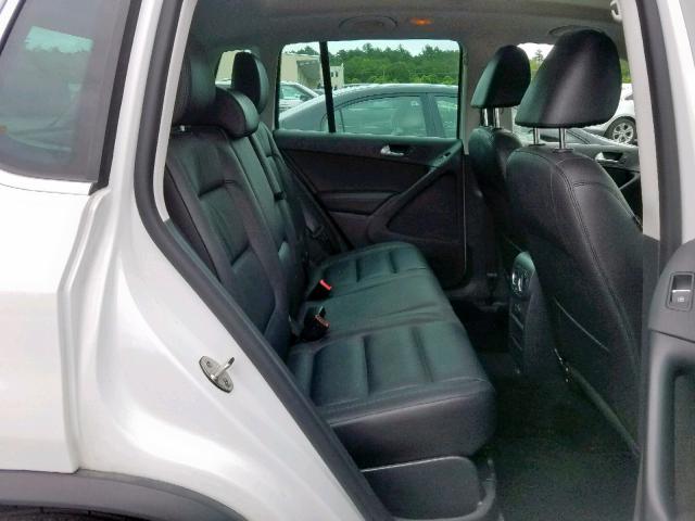 WVGUV7AX4HK019511 - 2017 VOLKSWAGEN TIGUAN SPO 白色 照片 6