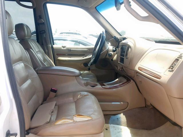 5LMRU27LXWLJ61267 - 1998 LINCOLN NAVIGATOR 白色 照片 5