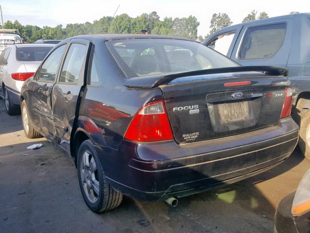 1FAFP34N35W184289 - 2005 FORD FOCUS ZX4 BLACK photo 3