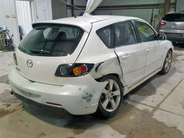 JM1BK143161450482 - 2006 MAZDA 3 HATCHBAC WHITE photo 4