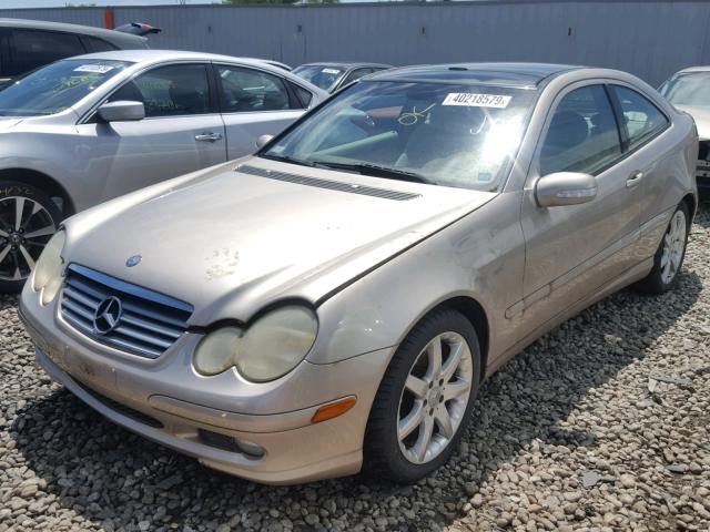 WDBRN40J44A592428 - 2004 MERCEDES-BENZ C 230K SPO BEIGE photo 2