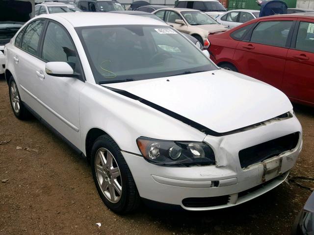 YV1MS382762221833 - 2006 VOLVO S40 2.4I WHITE photo 1