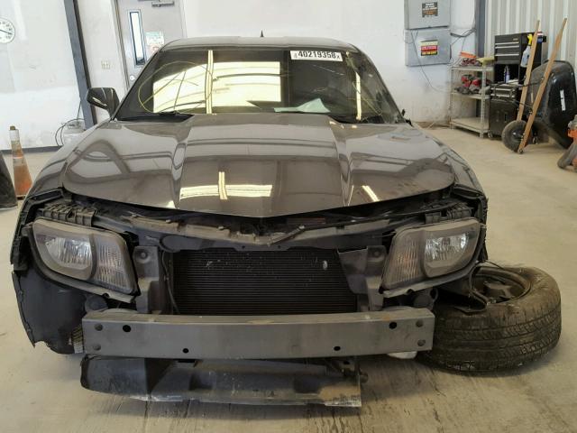 2G1FA1ED0B9118821 - 2011 CHEVROLET CAMARO LS GRAY photo 10