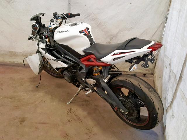 SMTA02YK5EJ608427 - 2014 TRIUMPH MOTORCYCLE DAYTONA 67 WHITE photo 3