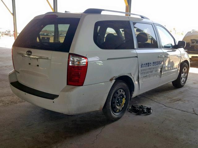 KNDMG4C32A6329212 - 2010 KIA SEDONA LX WHITE photo 4