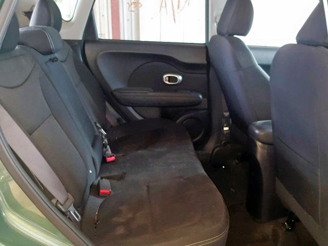 KNDJN2A26E7021368 - 2014 KIA SOUL GREEN photo 6