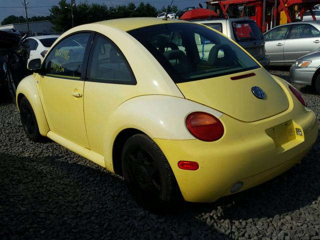 3VWCC21C0XM468193 - 1999 VOLKSWAGEN NEW BEETLE YELLOW photo 3