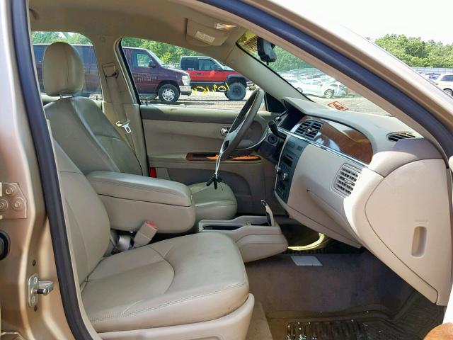 2G4WD532051235370 - 2005 BUICK LACROSSE C TAN photo 5