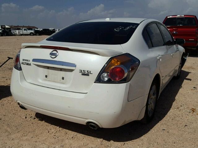 1N4BL21E58N483544 - 2008 NISSAN ALTIMA 3.5 WHITE photo 4