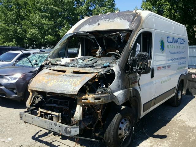 3C6TRVBG3EE123369 - 2014 RAM PROMASTER თეთრი ფოტო 2