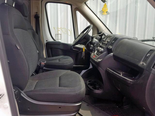 3C6TRVDG4FE512794 - 2015 RAM PROMASTER WHITE photo 5