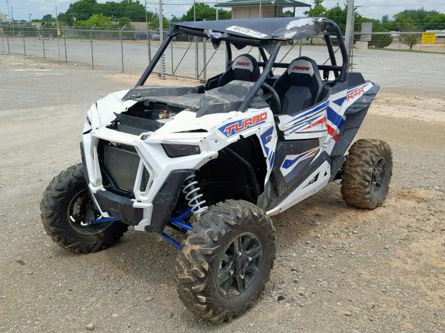 3NSVDE928KF589033 - 2019 POLARIS RZR XP TUR WHITE photo 2