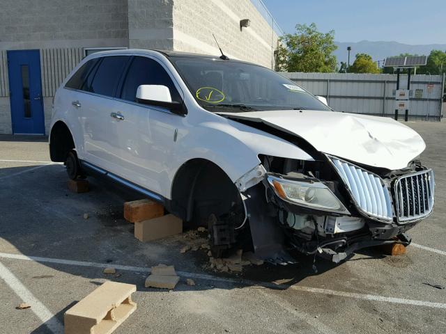 2LMDJ8JK9BBJ07532 - 2011 LINCOLN MKX WHITE photo 1