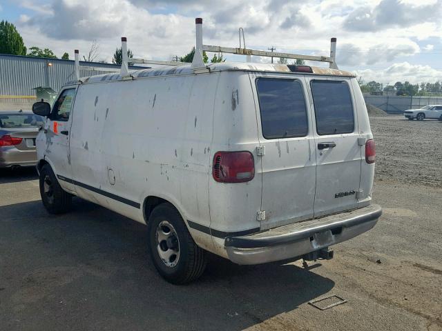 2D7HB11Y93K521069 - 2003 DODGE RAM VAN B1 WHITE photo 3