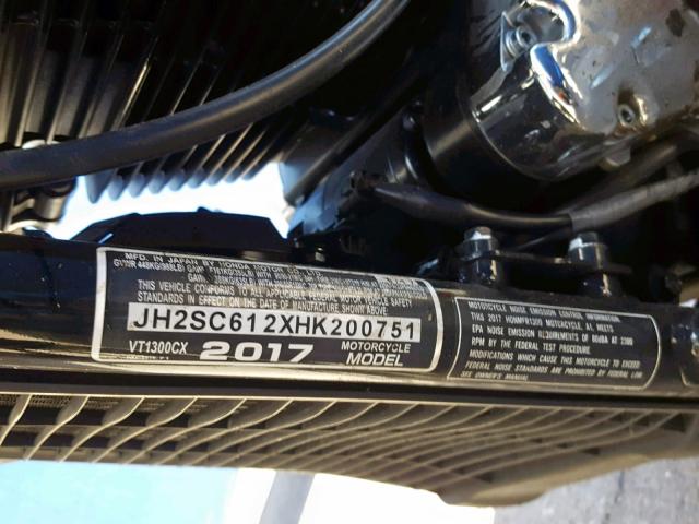 JH2SC612XHK200751 - 2017 HONDA VT1300 CX BLACK photo 10