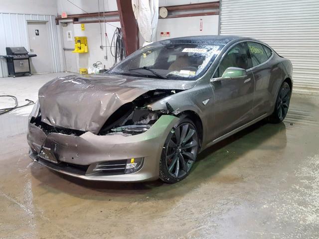 5YJSA1E28GF142260 - 2016 TESLA MODEL S GRAY photo 2